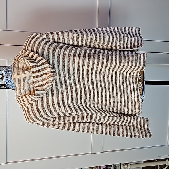 Sonoma Large sweater with hood. - Picture 5 of 7